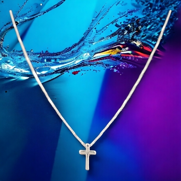Silver Tone Necklace With Cross Pendant Adjustable - Picture 6 of 11